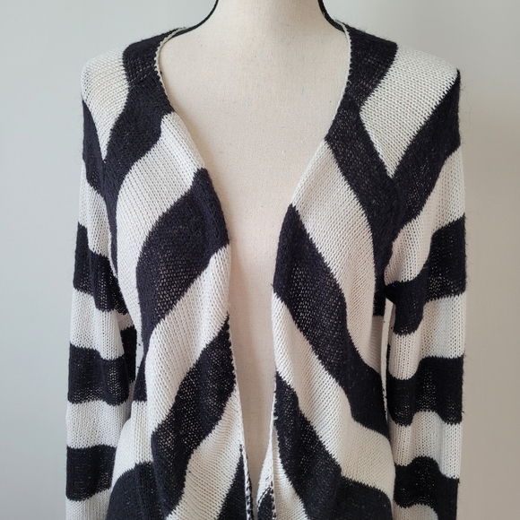 INC cardigan sweater - Picture 2 of 7